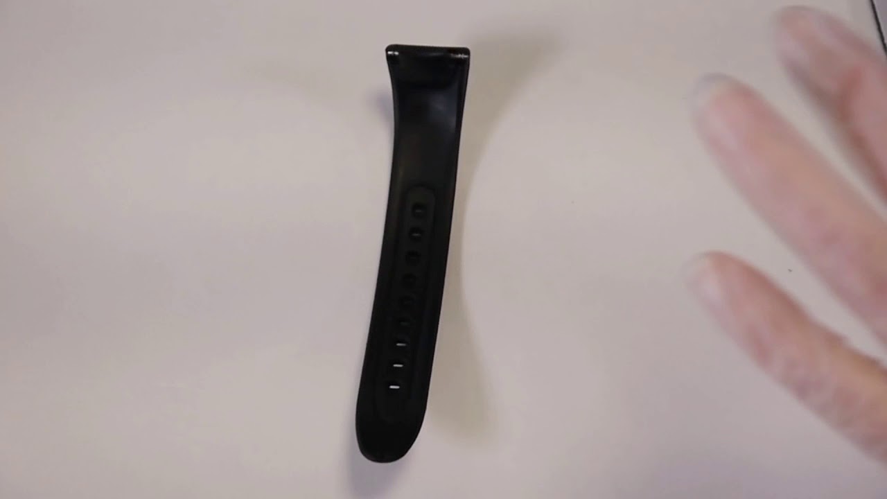 Comment changer un bracelet à pistons ? - YouTube