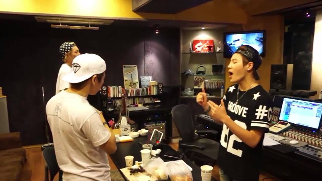 HOTSHOT VOL.7 (FANMEETING BRIDGE)