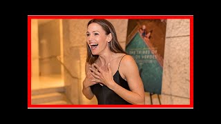Jennifer Garner Celebrates 1 Million Instagram Followers With Hilarious Mouth Guard Video