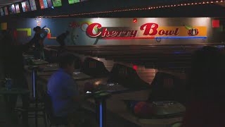 Rockford residents bowl to support fallen police officers