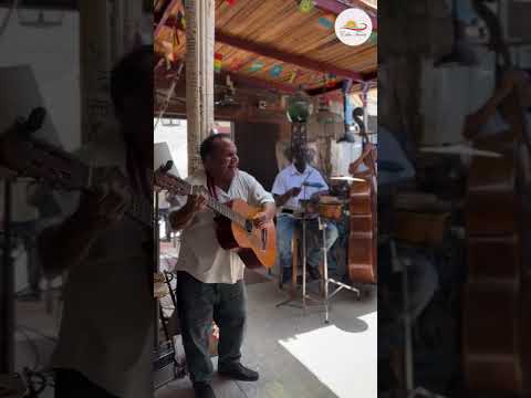 اكتشف سحر الموسيقى والحياة في قلب كوبا
