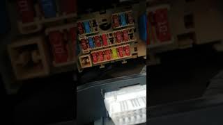 картинка: Загорелась приборка ABS, ESP, система скольжения ниссан кашкай мр20де, нашли причину.