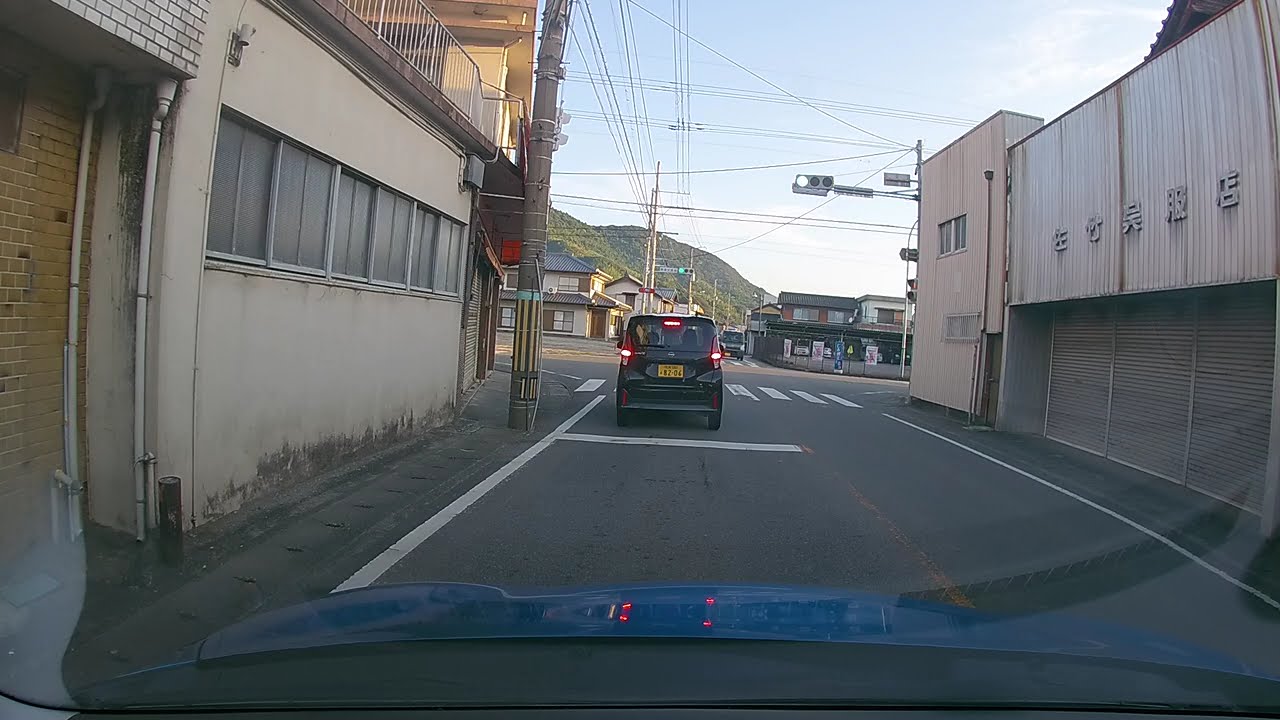 停止線」が見えないんですか？ - YouTube