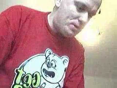 Crazy man dancing "Numa numa, dragostea" and "1,2,Polizei"