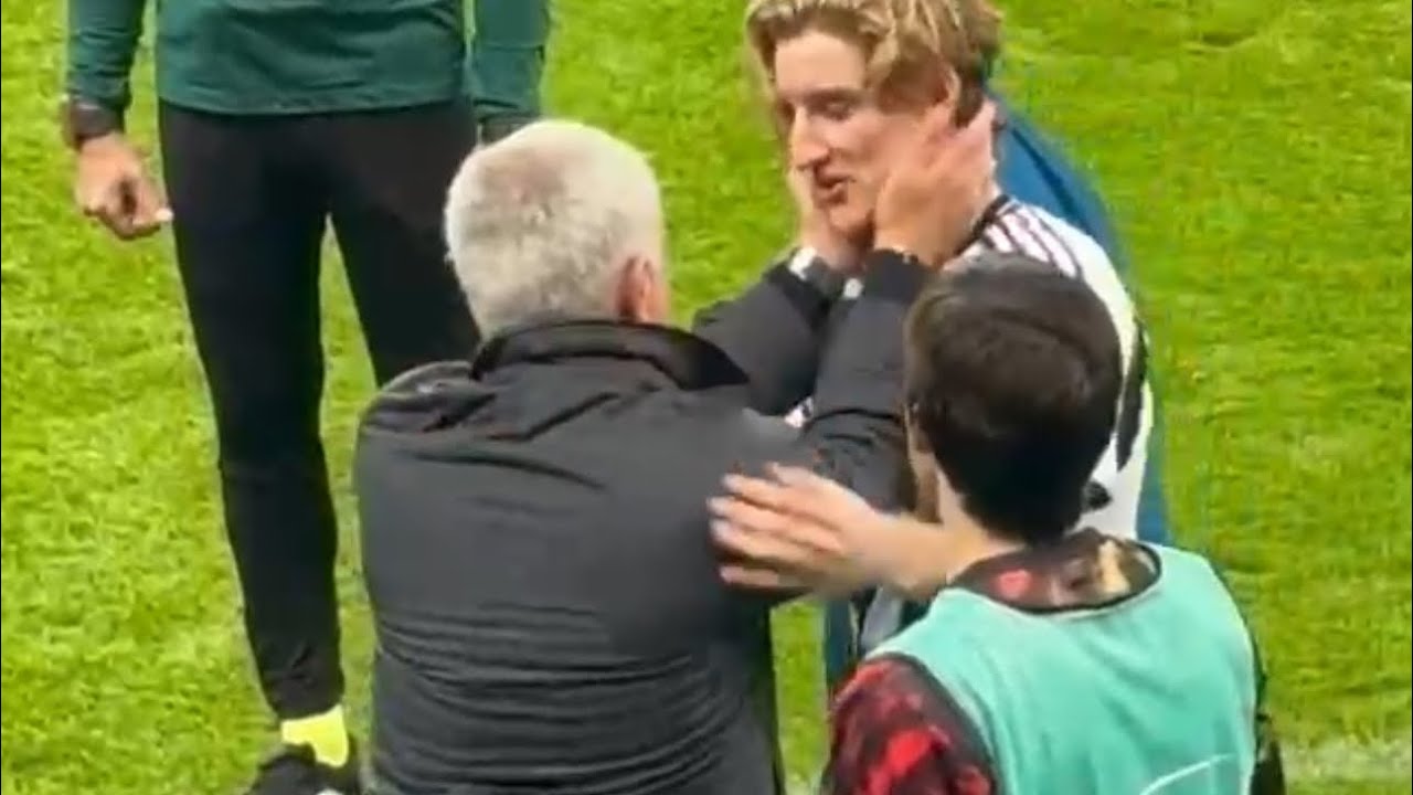 Jose Mourinho final whistle gesture as Anthony Gordon spearheads Newcastle United Benfica win 