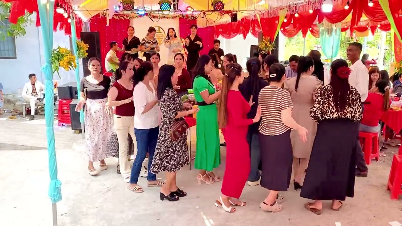 Em gái hát nhạc khmer hay quá 