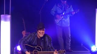 Stardust2019 15 Friends in Low Places
An exciting show that tells the story of the legends of country music history! Recorded at the Blue Chip Casino Stardust event center in 2019 for promotional purposes. There was no audience. An exciting show that tells the story of the legends of country music history!
If you like, please subscribe to my Youtube channel. Thanks! Click here http://bit.ly/2NRb9Bm Stardust2019 15 Friends in Low Places