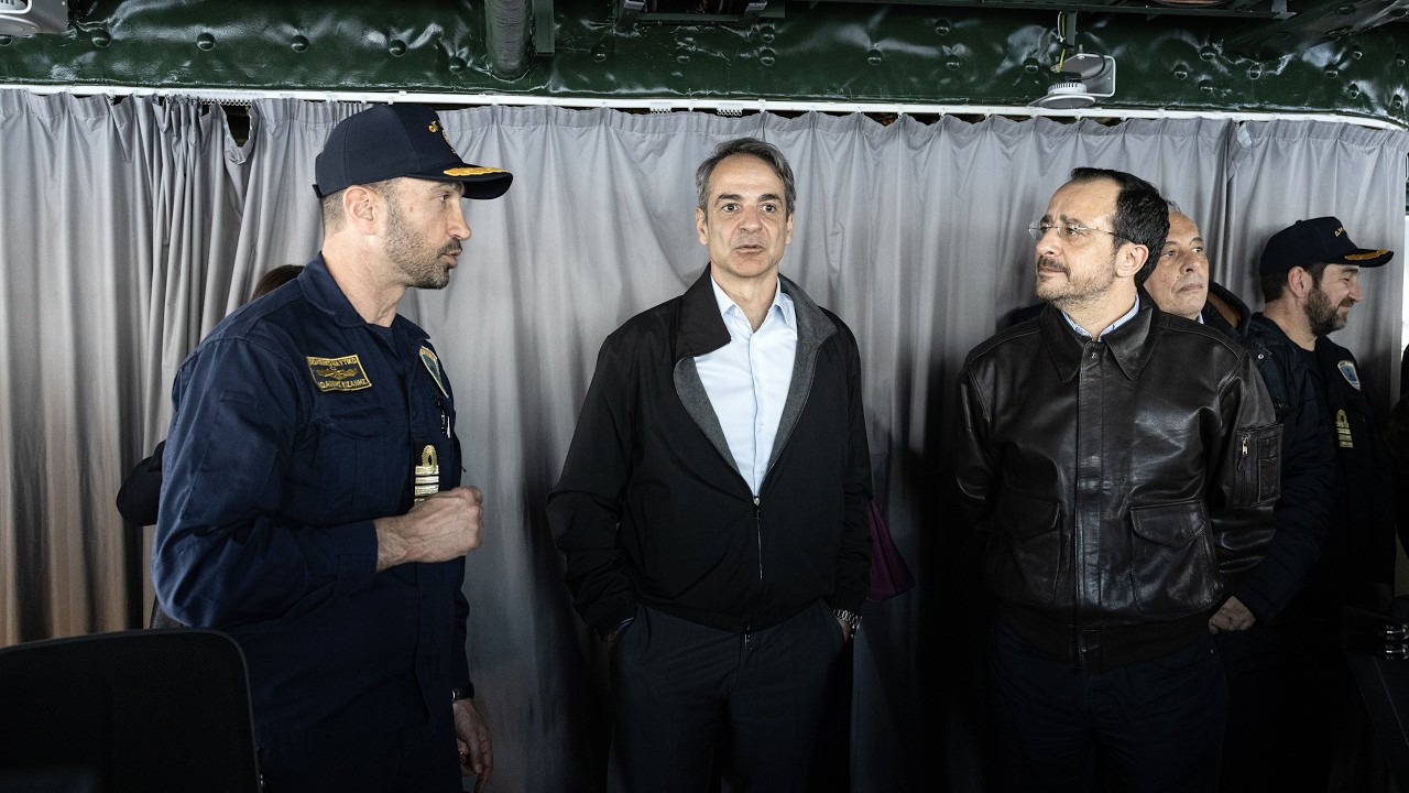Επίσκεψη Κυριάκου Μητσοτάκη και Νίκου Χριστοδουλίδη στη φρεγάτα «Κίμων»