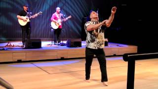 KUANA TORRES KAHELE  Waikaloa chords