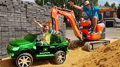 Ride on the Real BIG EXCAVATOR Construction Truck For Kids 