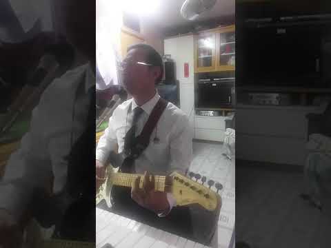 阿郎戀曲 (阿郎的故事) performed by Simon Leung.