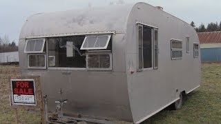 1953 Boles Aero Caravan Camping at its finest!