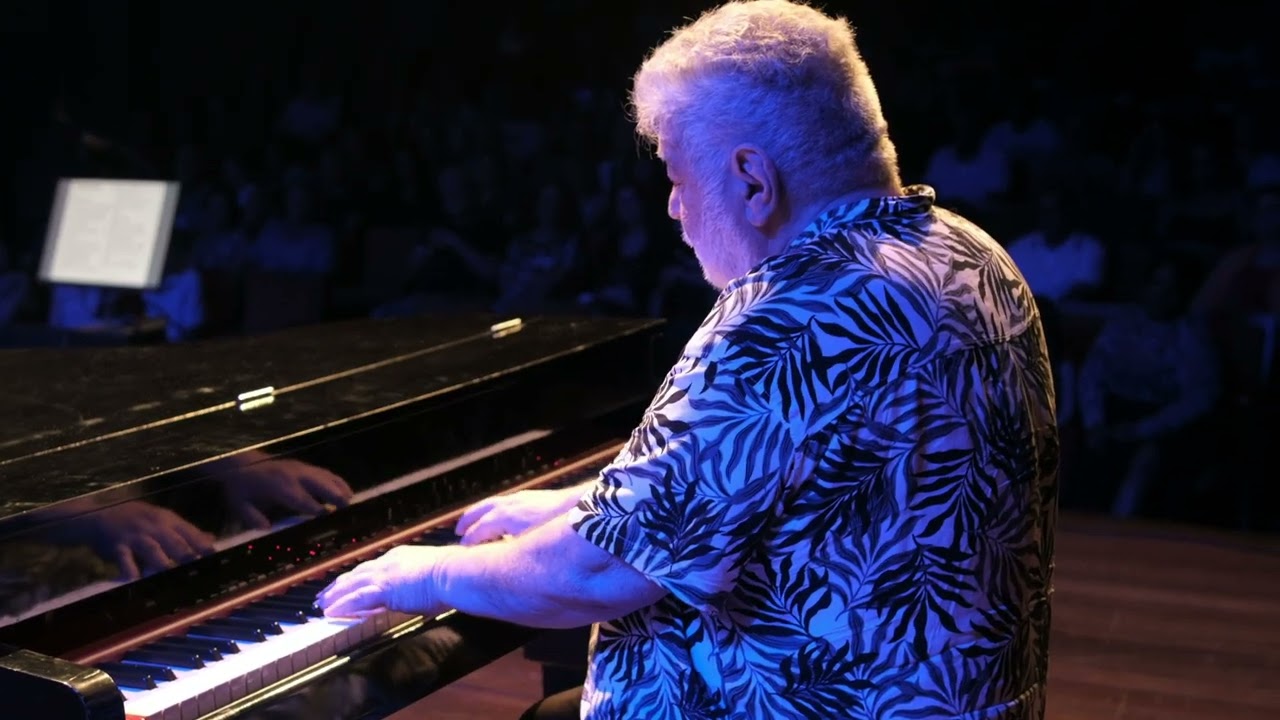 Guto Hueb e Wagner Tiso - Maria, Maria