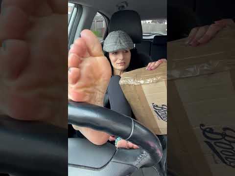Unboxing wetsuit and little miss princess mug pedal pumping Victorian boots