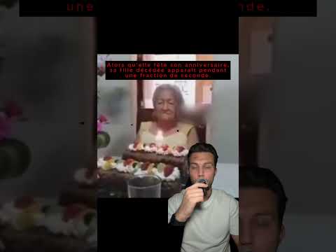 Alors Qu Elle Fête Son Anniversaire Sa Fille Décédée Apparaît Pendant Une Fraction De Seconde 