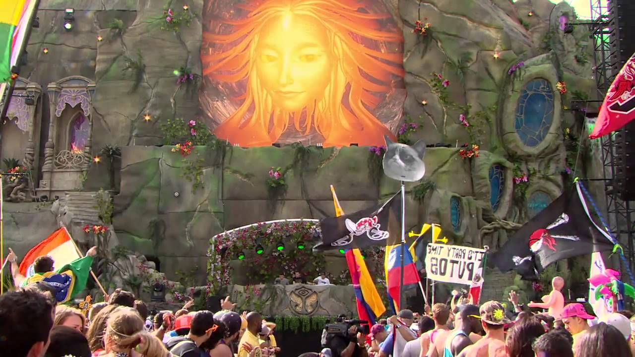 TomorrowWorld 2014 | Cash Cash