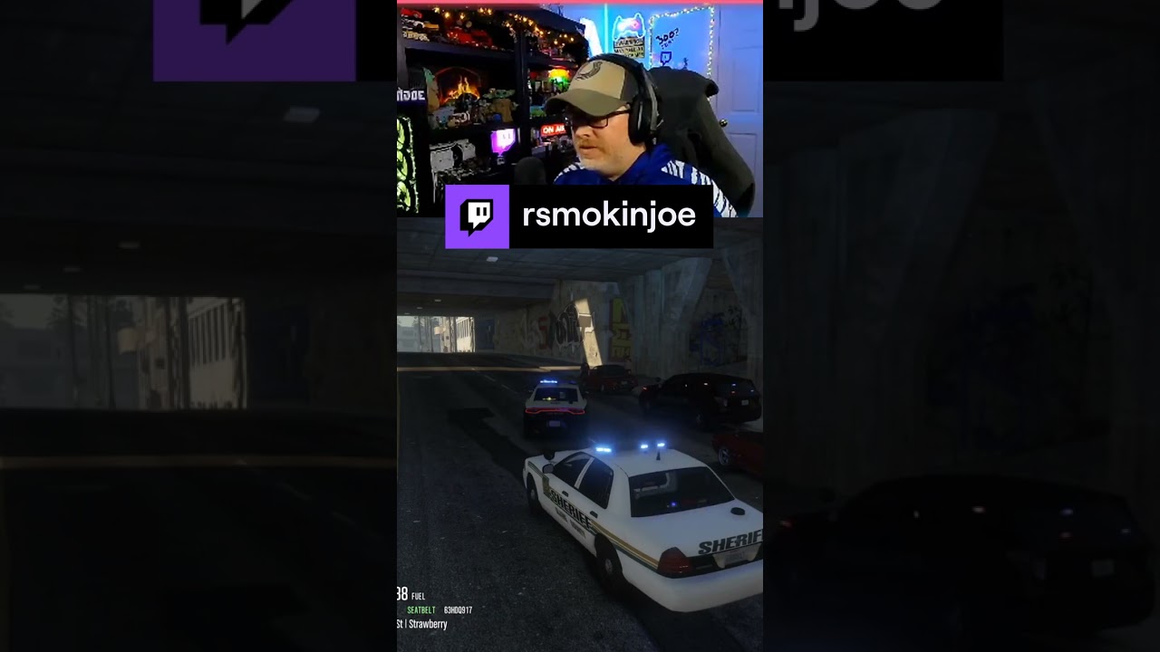 Cop Fusses About FailRP GTA RP 
