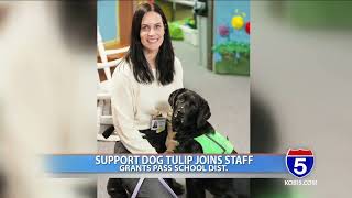 Support dog joins Grants Pass School District