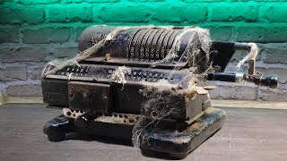 Old Rusty Leibniz adding machine Restoration . Mechanical Calculator . @TimeReseT.