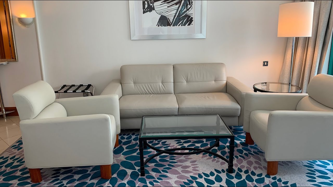 Review: Hilton Dubai Jumeirah, One-Bedroom Family Suite - YouTube