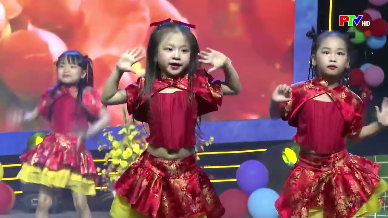 Hana nhảy chào xuân 2026