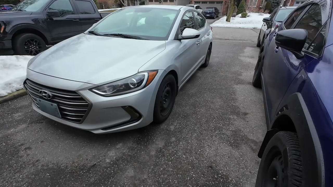 Нужна эвакуация? Места эвакуации Hyundai Elantra (6-го поколения)!