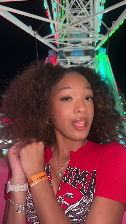 on top of the ferris wheel!! ❤️🫶🏽 #miyanevaeh #couples #ferriswheel #fair #carnival #tufcrj #wto