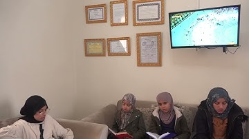 الشيخ مراد جدلي في تعليم التلاميذ سورة القصص من الآية19إلى الآية28