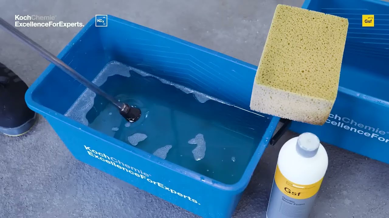 Gentle Snow Foam  Die Anwendung    Koch Chemie ExcellenceForExperts