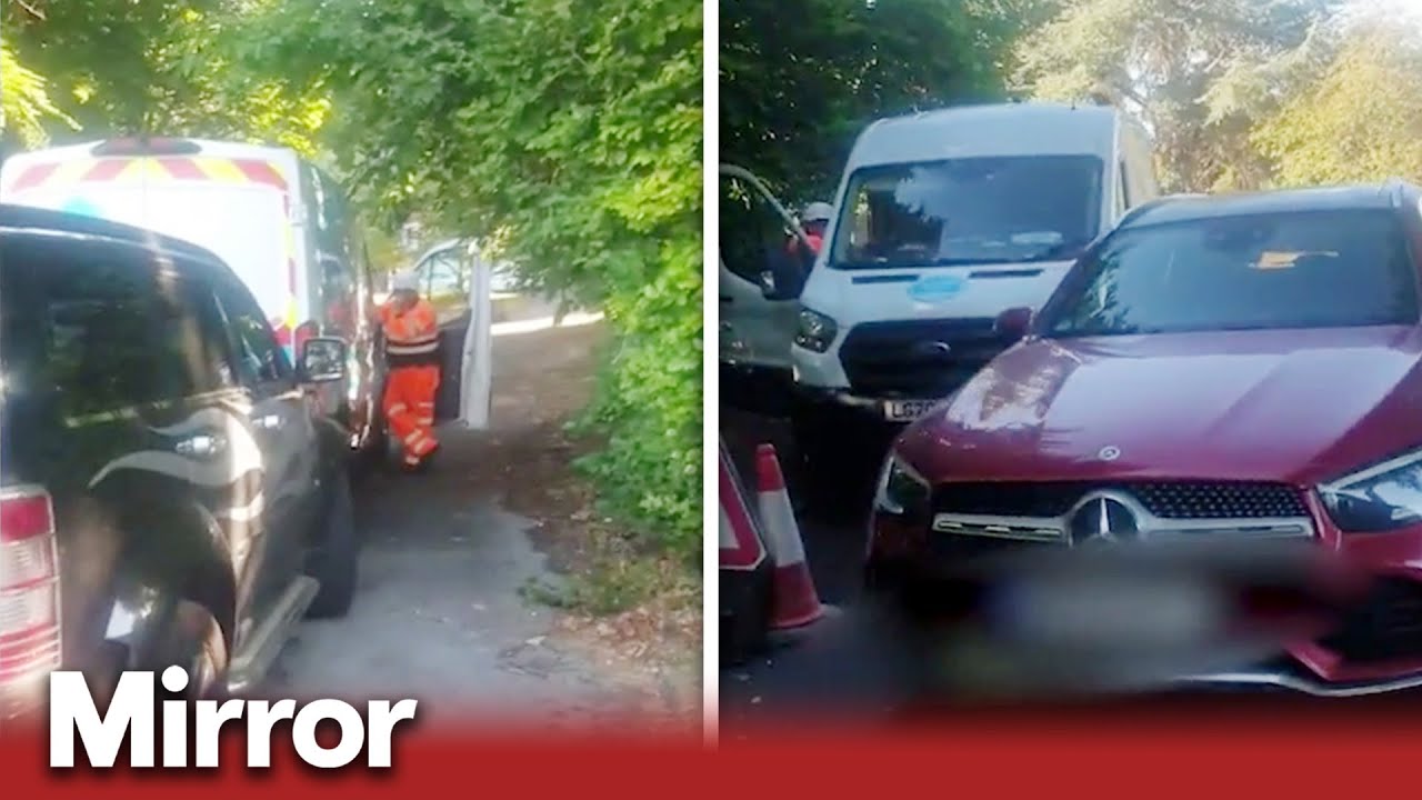 'F*** You! *p yours' Furious customer blocks in water employee after no water for 3 days