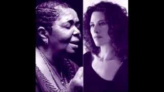 Vignette de la vidéo "sodade- Cesaria Evora & Eleftheria Arvanitaki"