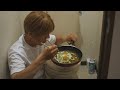 過去最高に贅沢な便所飯