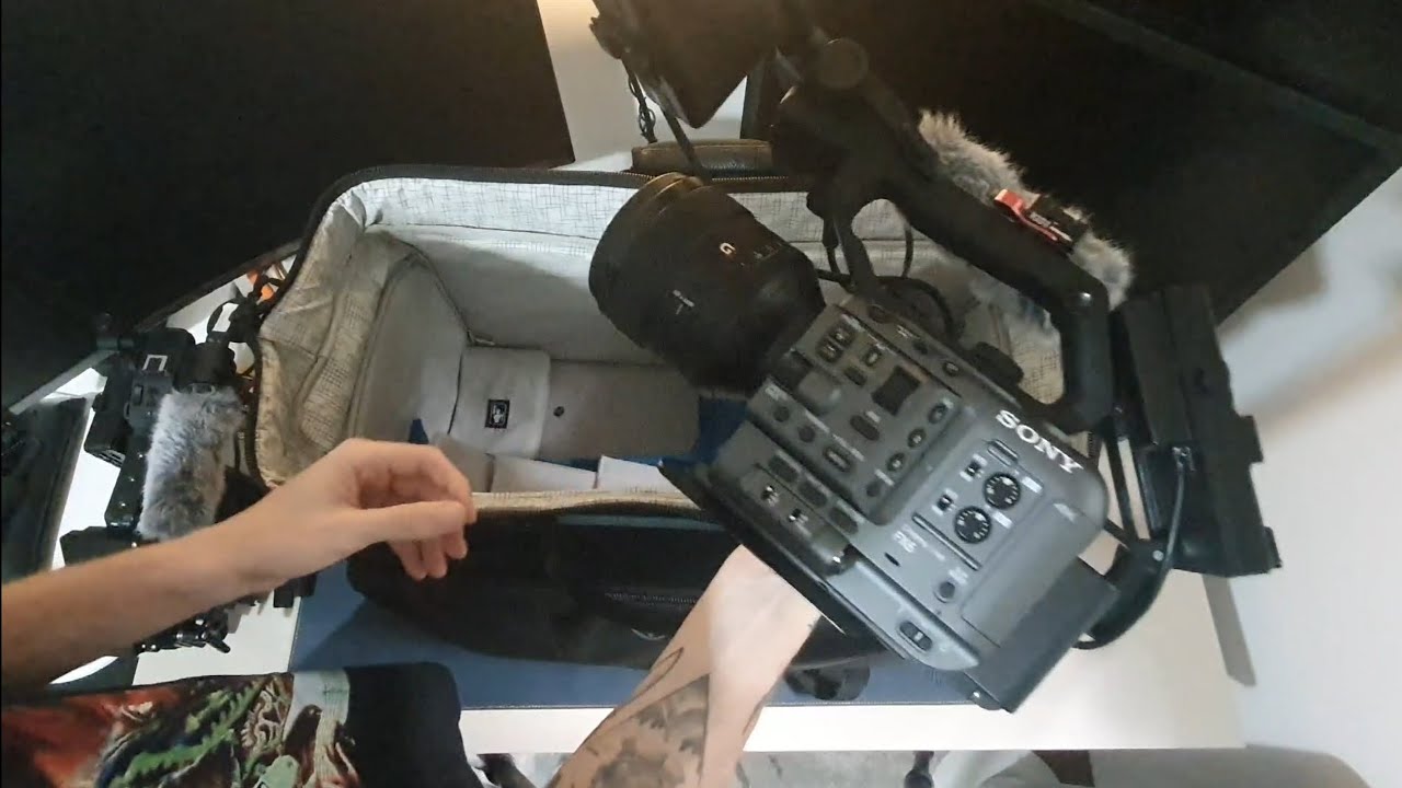 Whats in my camera bag. FX6 + Lens kit