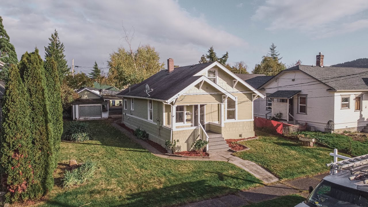 118 S 10th St, Mt Vernon, WA 98274