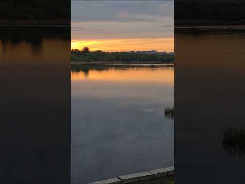 КРАСИВЫЙ ЗАКАТ В КИТАЙСКОМ ПАРКЕ