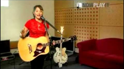 KT Tunstall - Tutorial Black Horse & the Cherry Tree(part 1)