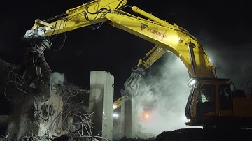 DEMAREC DCC-75 working at night