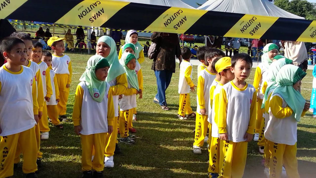 Slogan Rumah Sukan Kuning