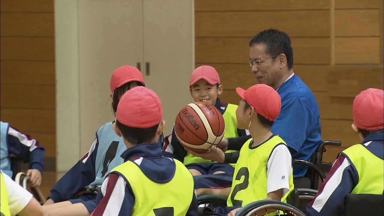 障害者スポーツに親しんで！小学生が車いすバスケを体験　香川・さぬき市