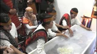 Andung ni Anak sasada..