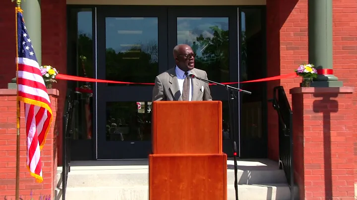 Moffat Library Board President Dennis Barnett