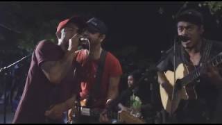 Richard D'gilis, Aray Daulay, Bastian Cozy - Kulit Kacang (Live The Exile)