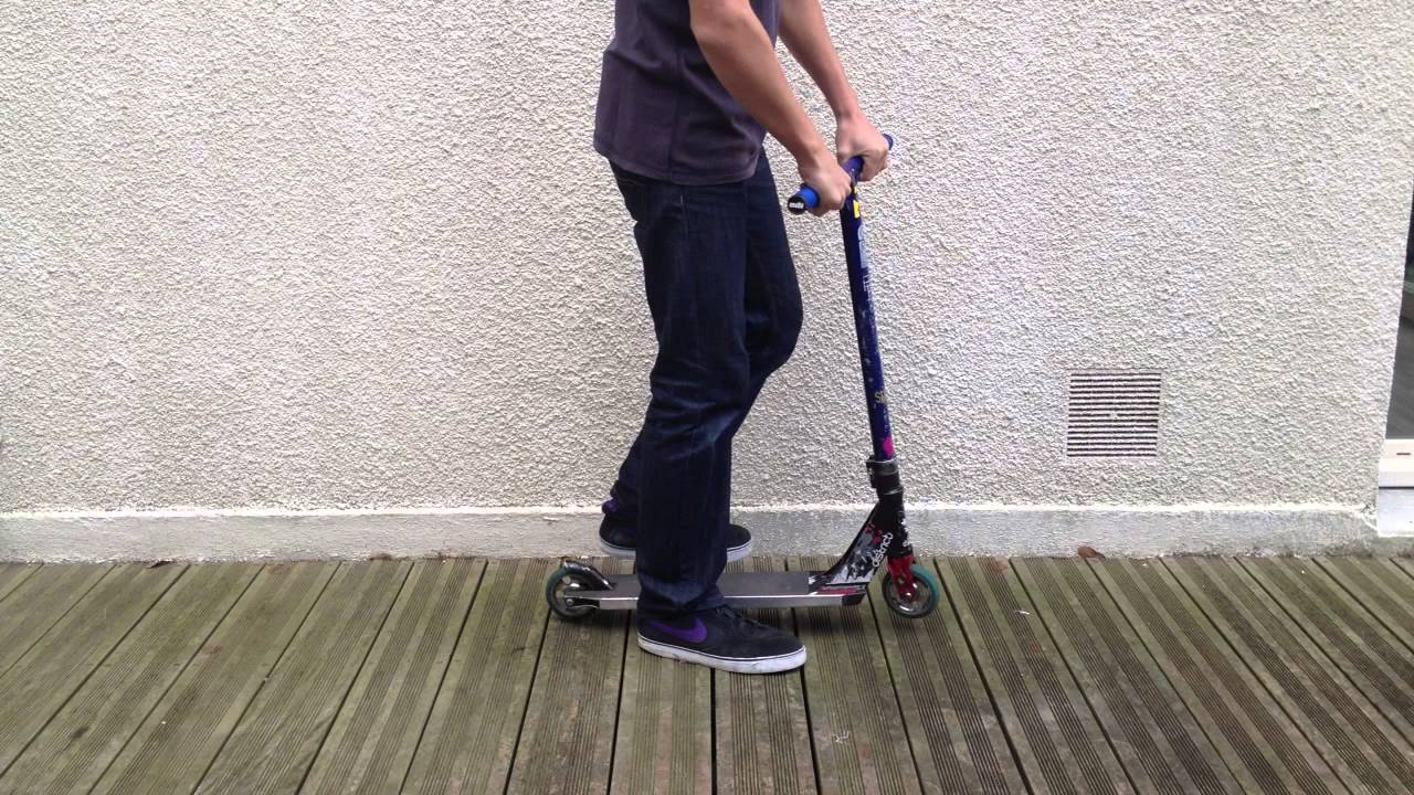 Faire un 360 whip - Figure de trottinette freestyle - YouTube
