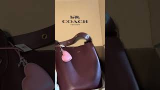 A bag lovers dreams: The Coach Bleeker Bag in Merlot!