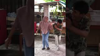 Download Lagu Lalayon galela. Asek yora kaka dengan nyong galela. MP3