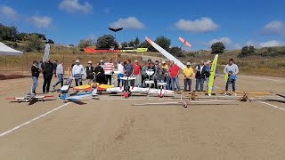 Unos 30 pilotos se dieron cita en la &#39;Concentración de aeromodelismo de Jerez de los Caballeros&#39;