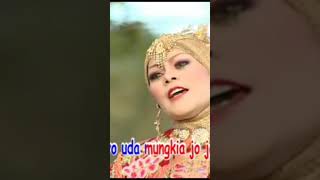 Download Lagu Sananglah Uda Ditangan Urang - Elvia MP3