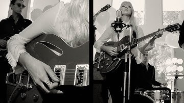 CHROMATICS "I CAN NEVER BE MYSELF WHEN YOU