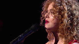 Vignette de la vidéo "Bernadette Peters - Not a Day Goes By (Sondheim's 80th)"