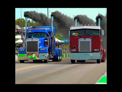 EPIC Drag Race between Kenworths